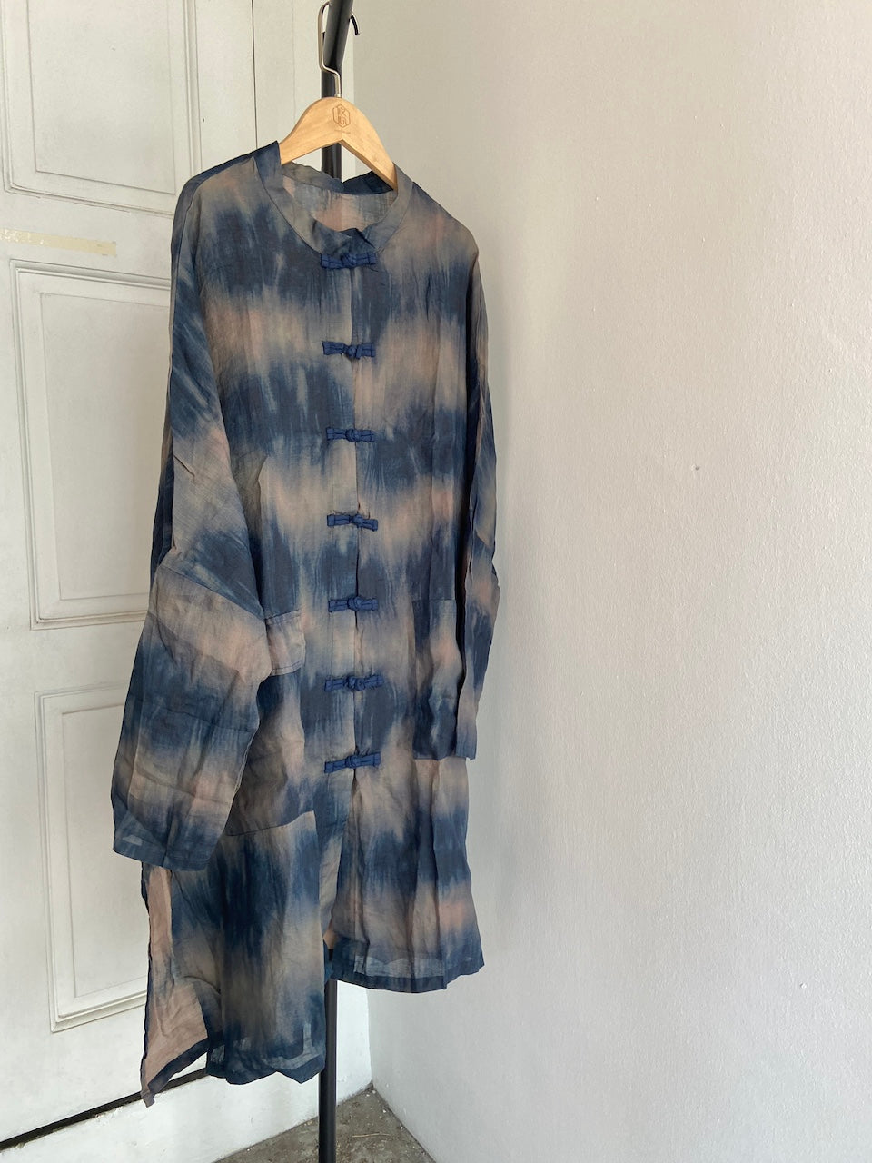 Chinese Button Cheongsam Qipao Long Top - Abstract Blue