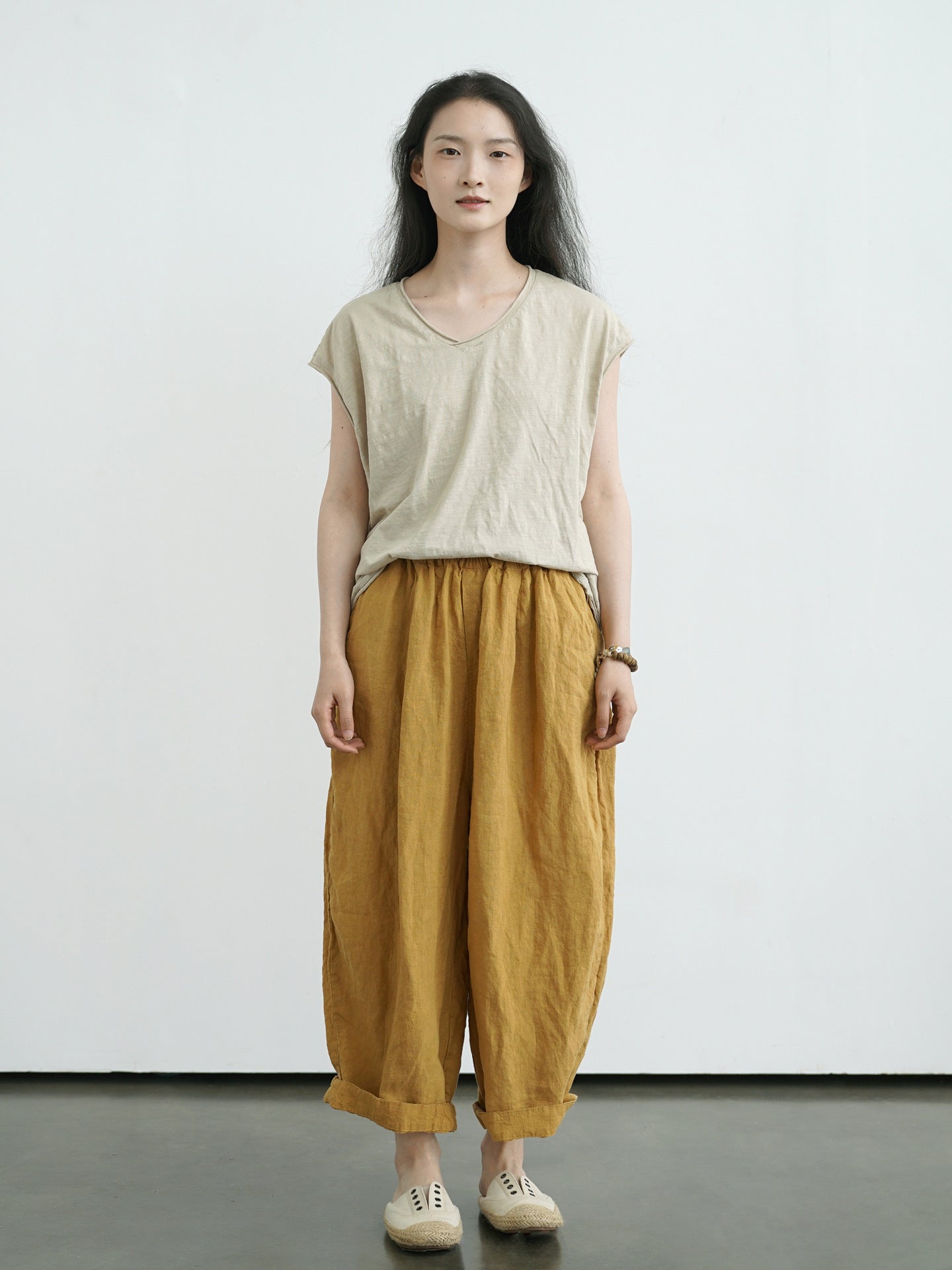 Linen Pants in Olive