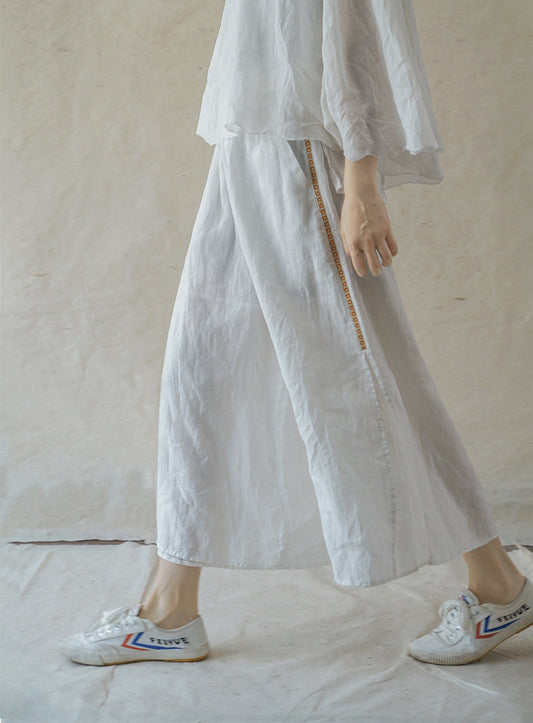 Double Layered Ramie Pants with Floral Lace in White